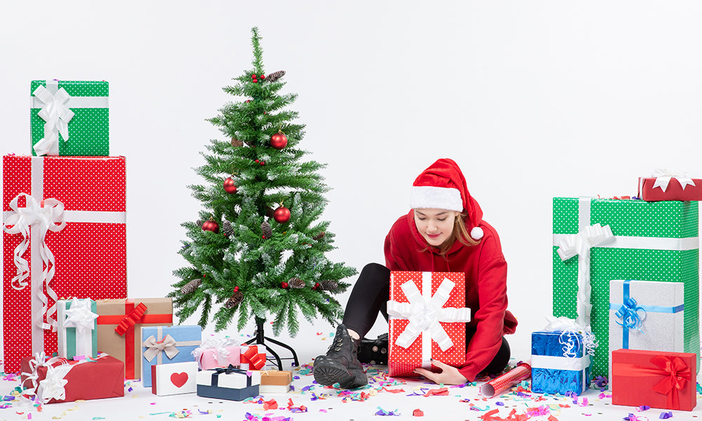 Steal Our Corporate Gifting Plan: Humming’s Christmas Flower and Gift Hamper Collections For 2023