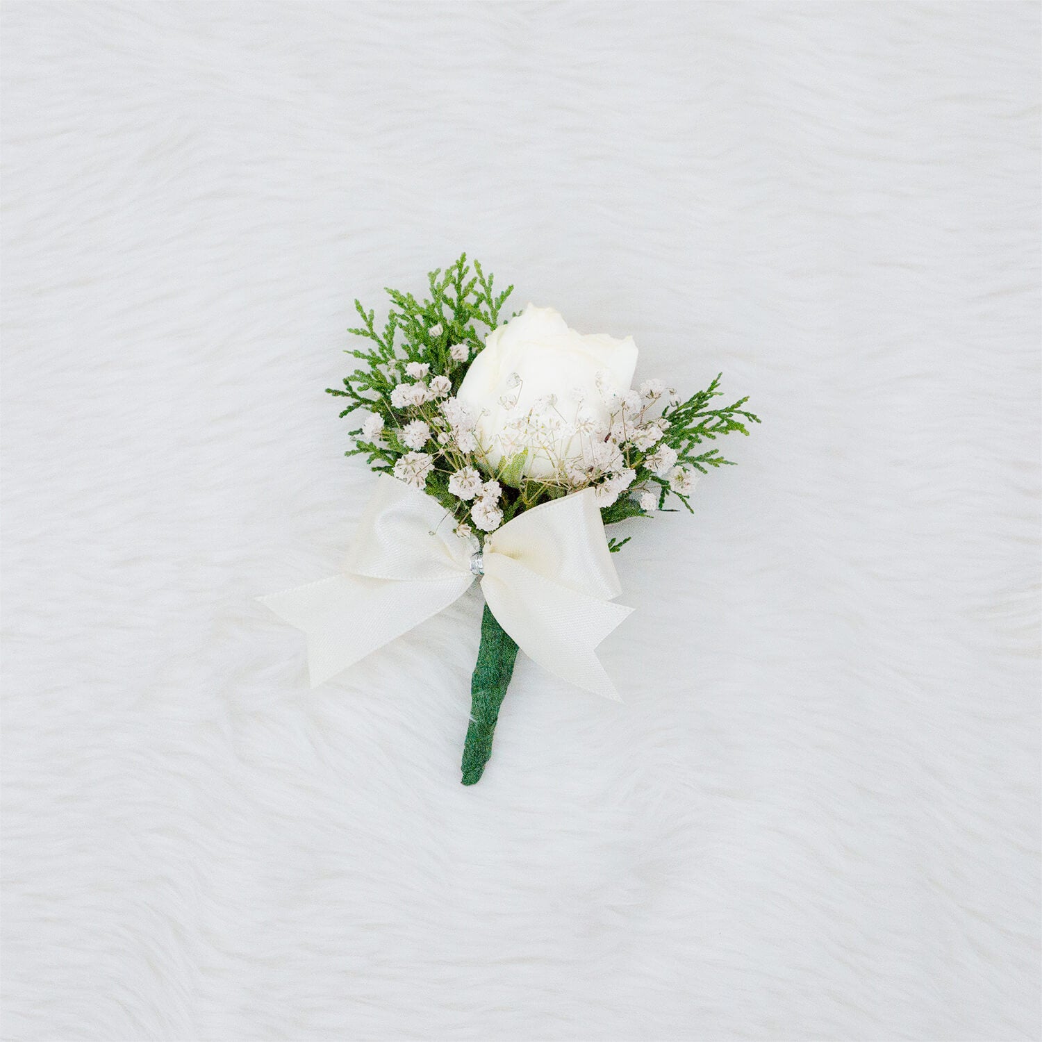 Family Boutonniere Vanilla