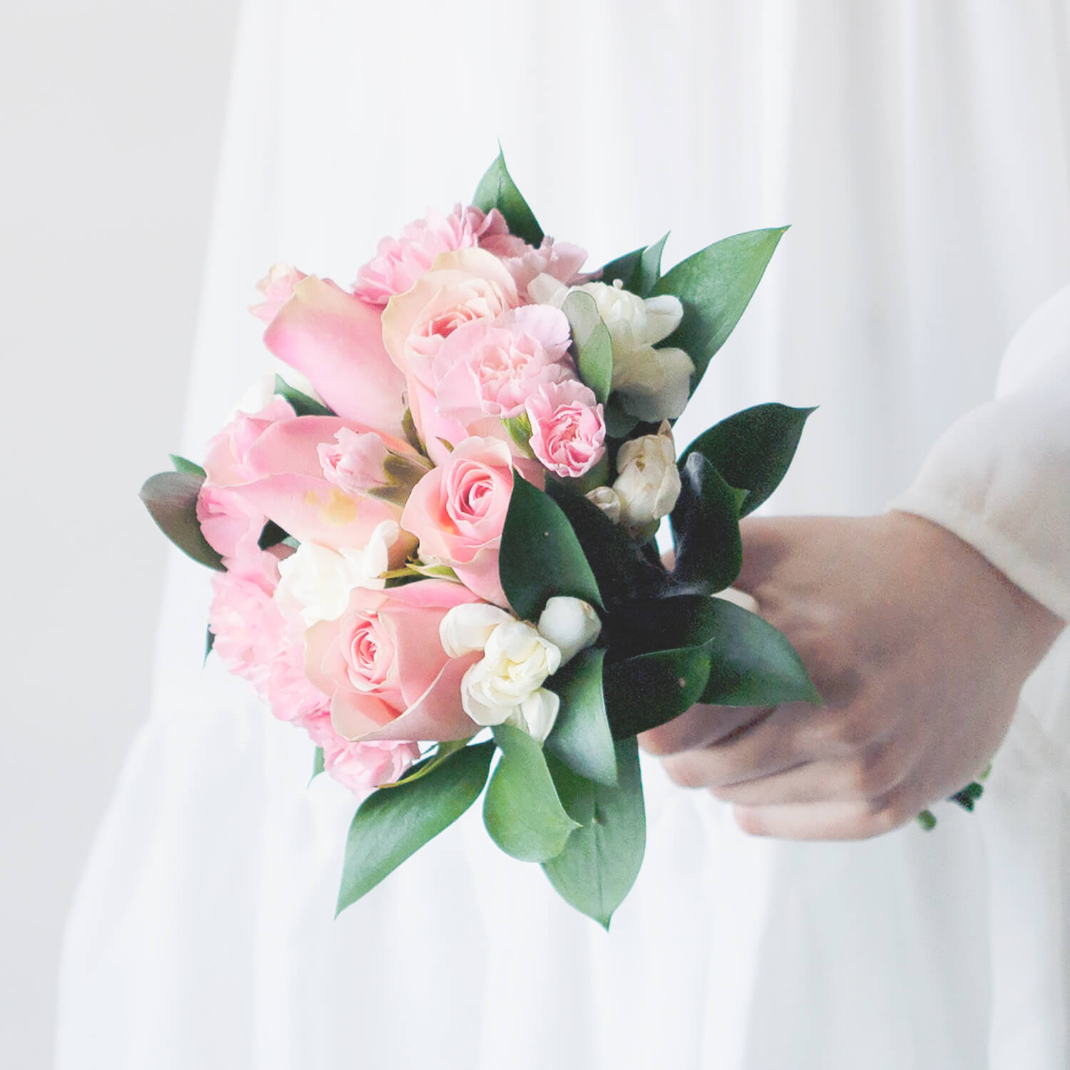 Bridesmaids' Bouquet Roseate
