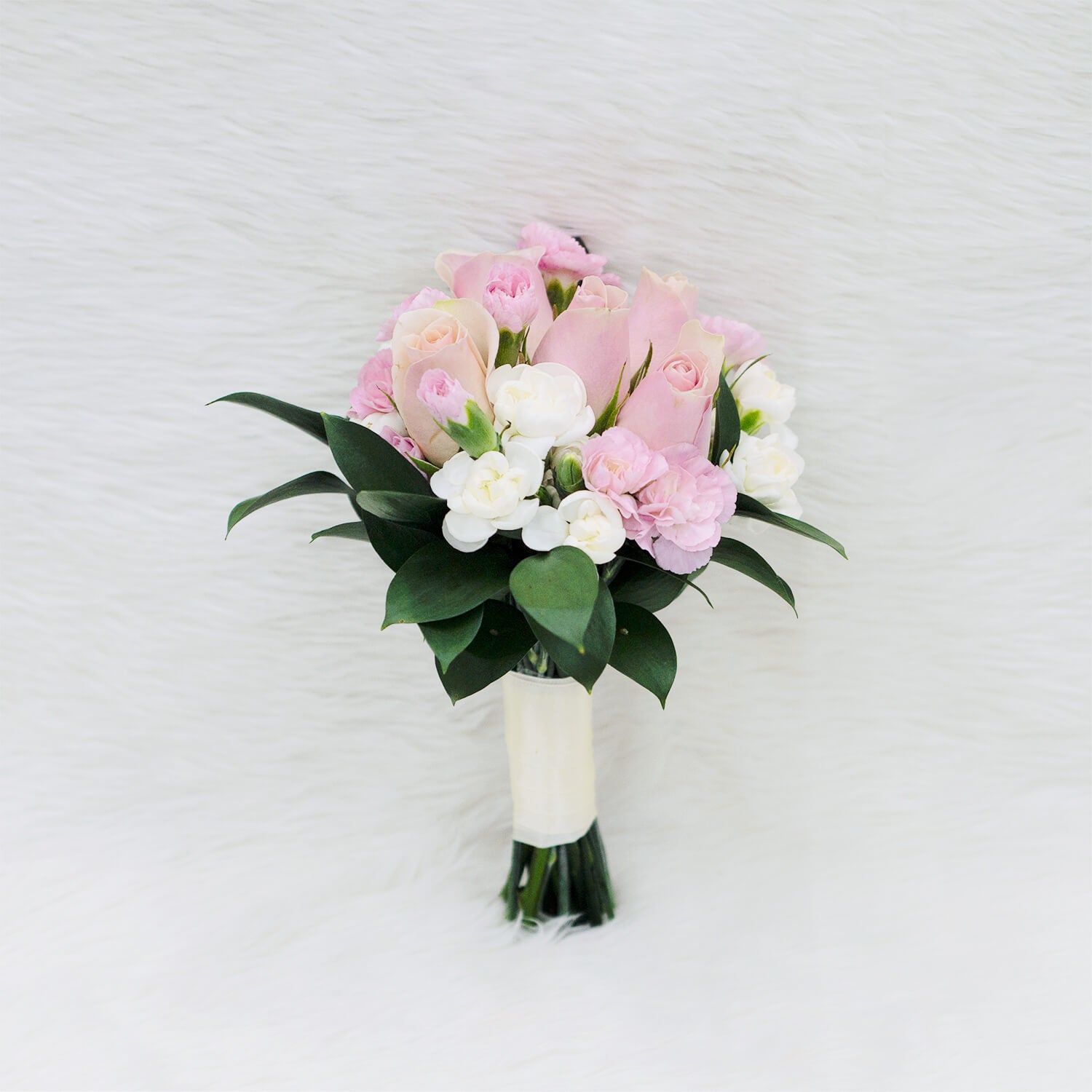 Bridesmaids' Bouquet Roseate