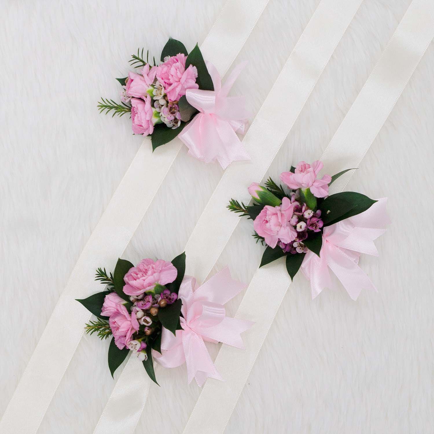 Bridesmaids' Corsage Roseate