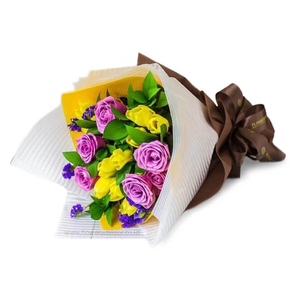 Hi There Beautiful Hand Bouquet