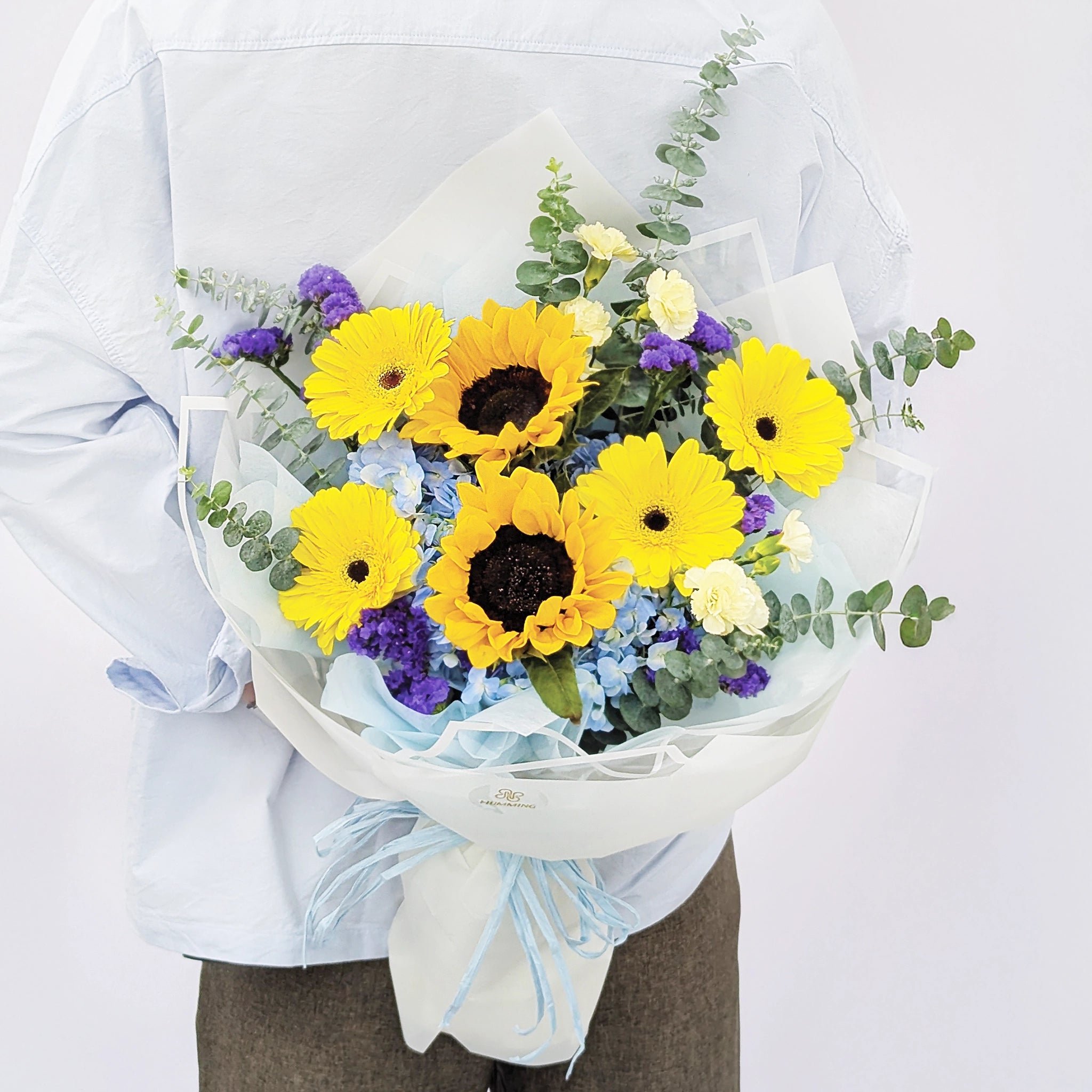 Happy Wishes Hand Bouquet