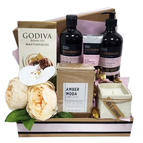 Goodness Rose Pamper Hamper